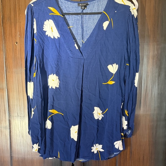 a.n.a Navy Blouse with White and Yellow Floral Design - Picture 1 of 2